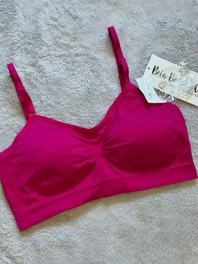 Seamless Bralette in Fuchsia
